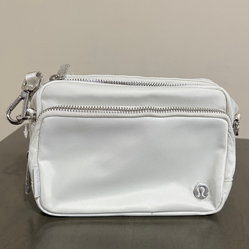 Lululemon Off White Everywhere Crossbody Bag BRAND NEW
